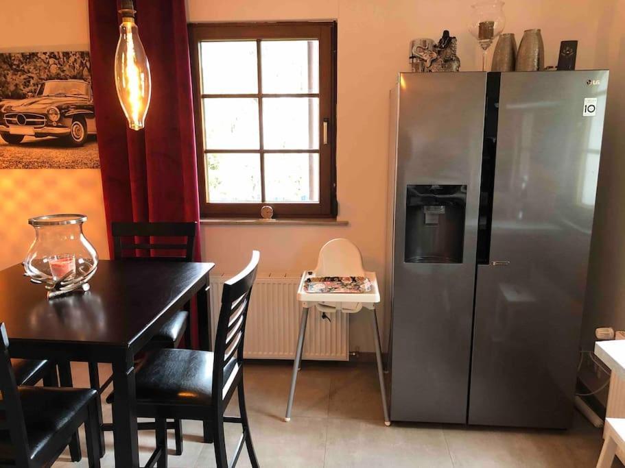 Willkommen Im Casa Felice, Der Wohlfuehl Oase Mit Balkon, 4 Betten Und Homeoffice Platz *