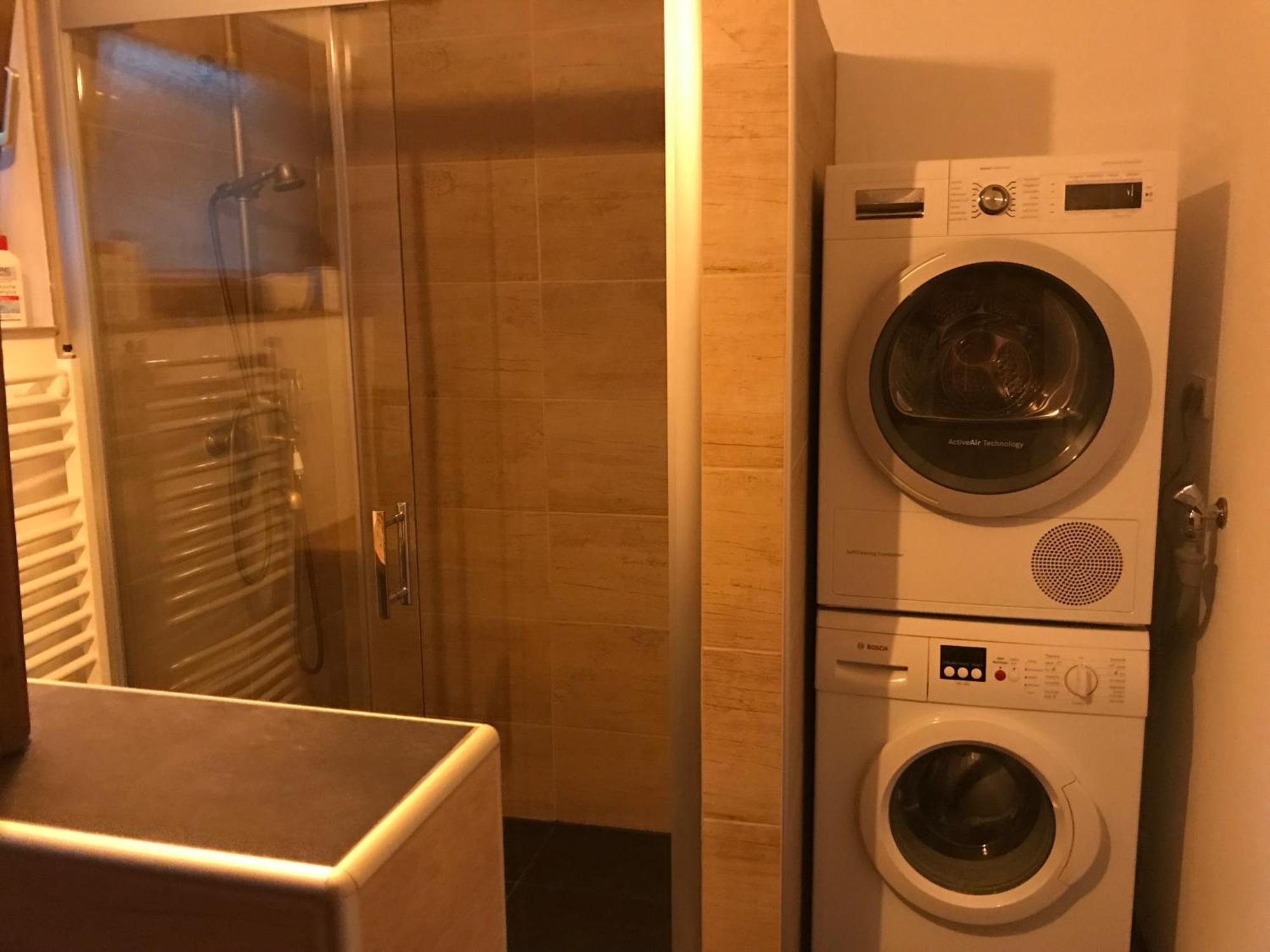 Willkommen Im Casa Felice, Der Wohlfuehl Oase Mit Balkon, 4 Betten Und Homeoffice Platz Appartement